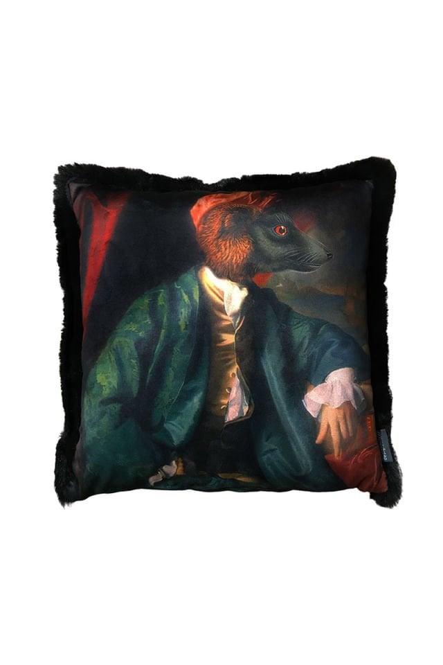 Aristocratic animals Lemur 2