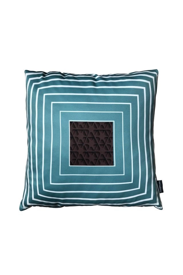 GEOMETRIC BLUE ILUSION