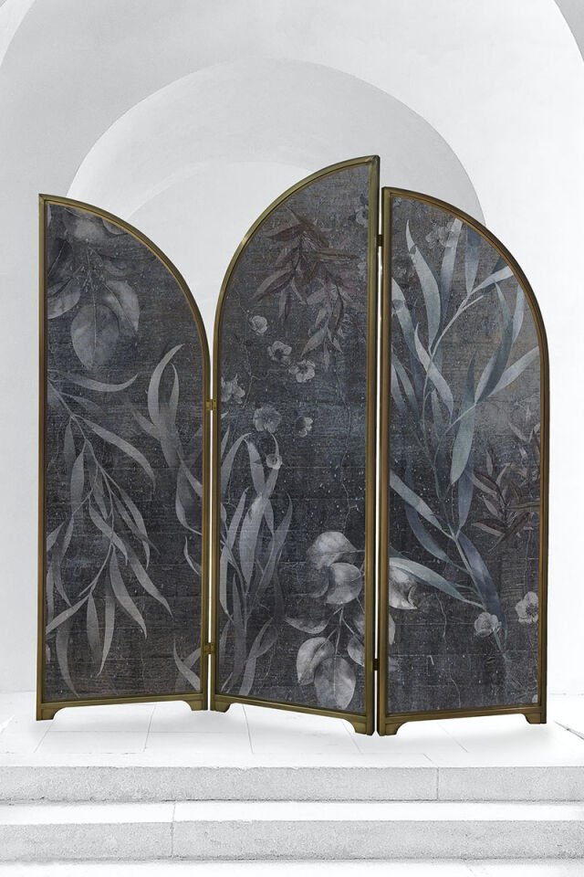 Divider grayish
